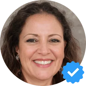 Verified image of Maria G., a satisfied Hellamaid customer from Mansfield, TX, sharing her positive cleaning service experience